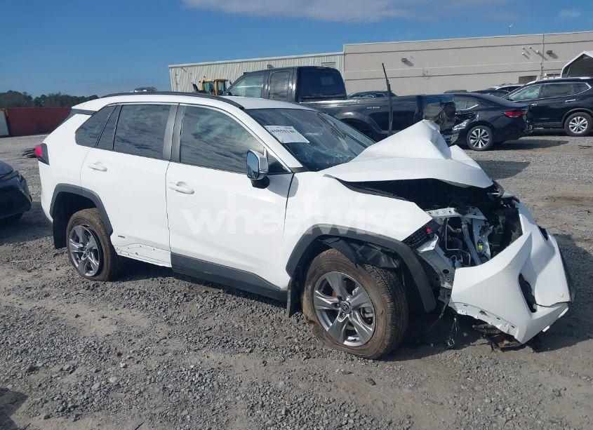 2024 Toyota Rav4 HYBRID XLE (VIN 2T3RWRFV6RW201374) main photo