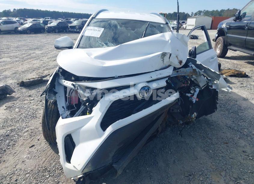 Photo 12 of 2024 Toyota Rav4 HYBRID XLE (VIN 2T3RWRFV6RW201374)