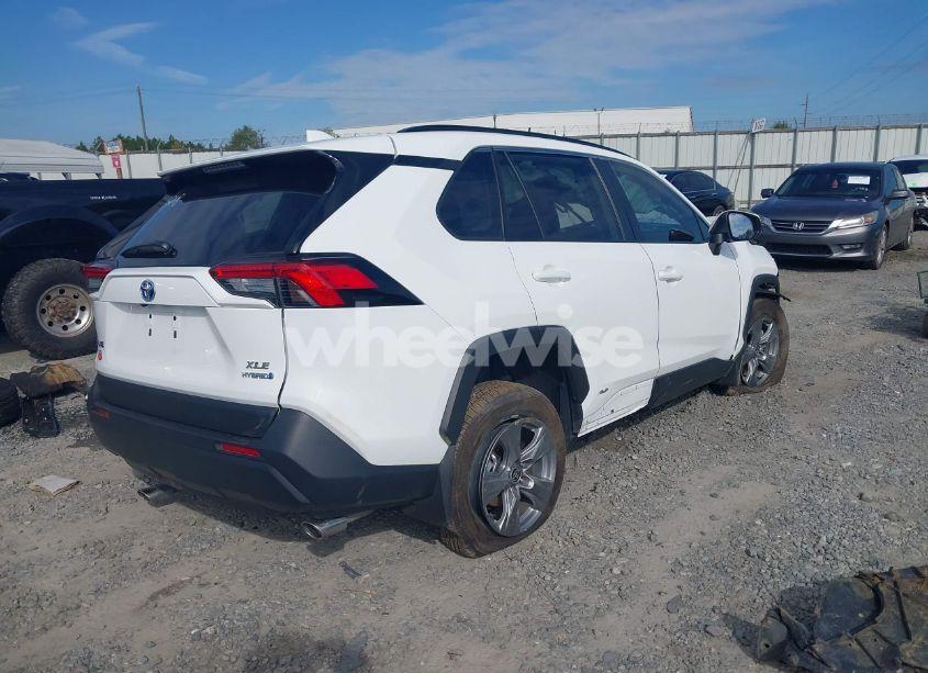 Photo 4 of 2024 Toyota Rav4 HYBRID XLE (VIN 2T3RWRFV6RW201374)