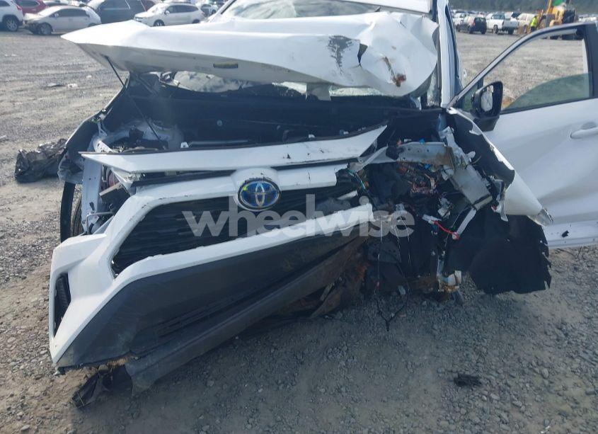 Photo 6 of 2024 Toyota Rav4 HYBRID XLE (VIN 2T3RWRFV6RW201374)