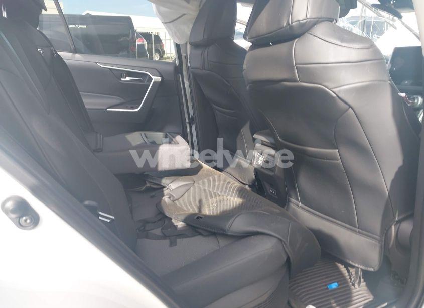 Photo 8 of 2024 Toyota Rav4 HYBRID XLE (VIN 2T3RWRFV6RW201374)