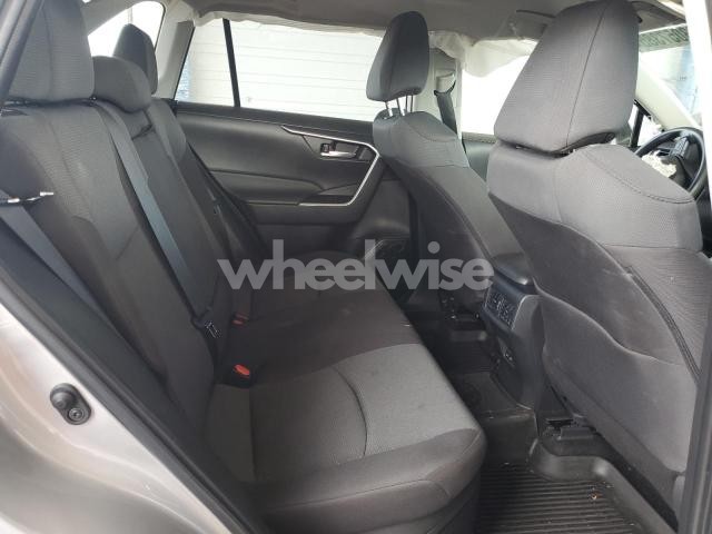 Photo 12 of 2025 TOYOTA RAV4 XLE (VIN 2T3RWRFV6SW265842)