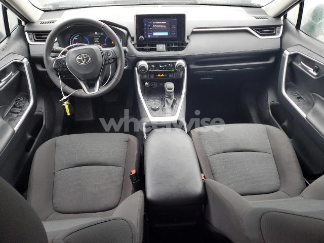 Photo 13 of 2025 TOYOTA RAV4 XLE (VIN 2T3RWRFV6SW266733)