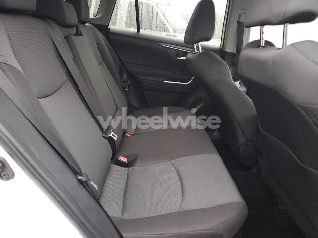 Photo 6 of 2025 TOYOTA RAV4 XLE (VIN 2T3RWRFV6SW266733)