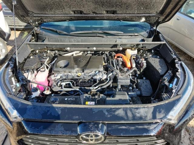 Photo 2 of 2025 TOYOTA RAV4 XLE (VIN 2T3RWRFV6SW267610)