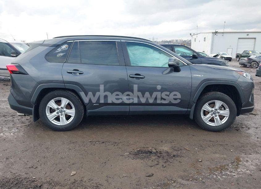 Photo 12 of 2019 Toyota Rav4 HYBRID XLE (VIN 2T3RWRFV7KW005532)
