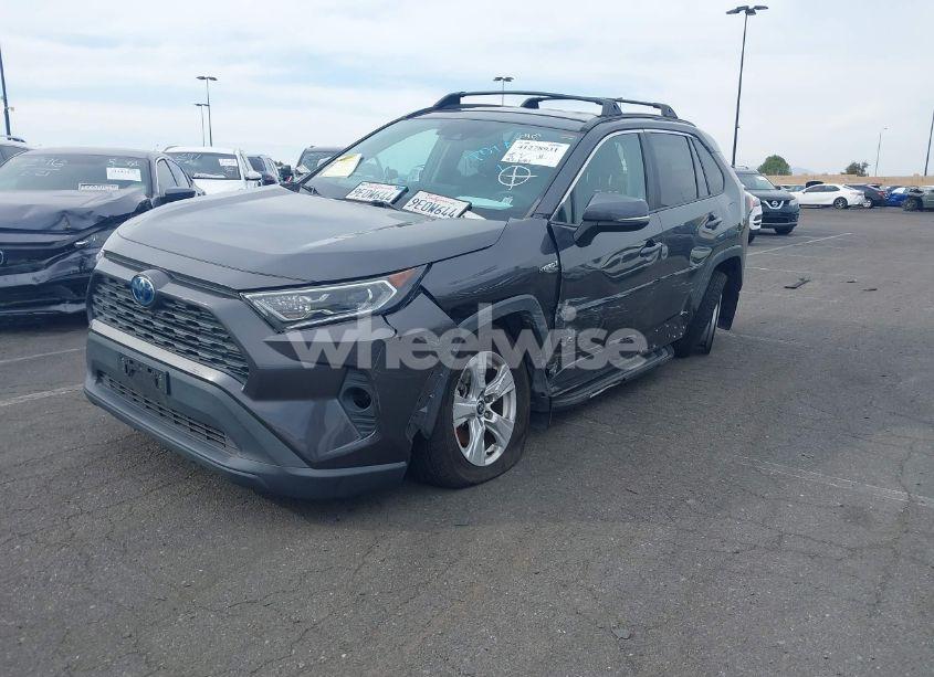 Photo 2 of 2020 Toyota Rav4 HYBRID XLE (VIN 2T3RWRFV7LW085481)