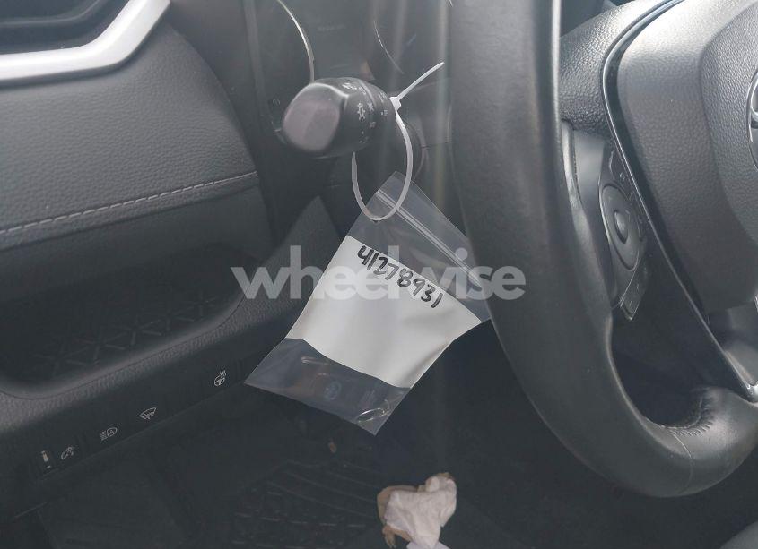 Photo 20 of 2020 Toyota Rav4 HYBRID XLE (VIN 2T3RWRFV7LW085481)