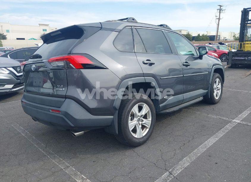 Photo 4 of 2020 Toyota Rav4 HYBRID XLE (VIN 2T3RWRFV7LW085481)