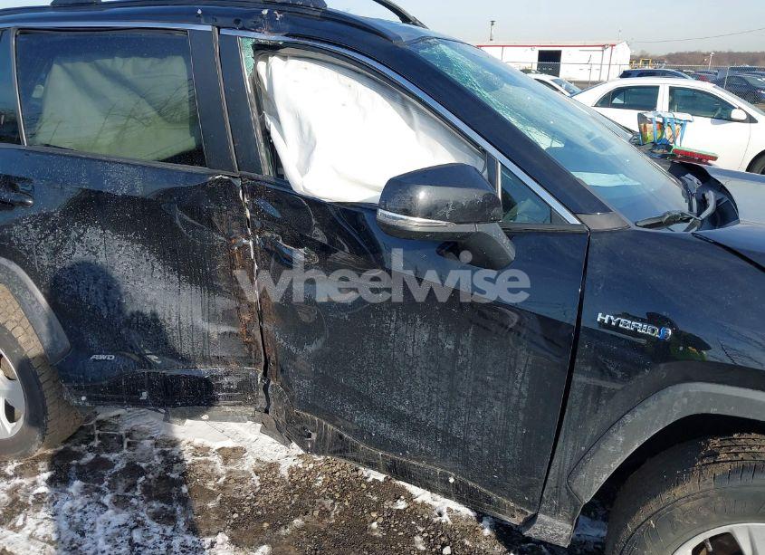 Photo 6 of 2021 Toyota Rav4 HYBRID XLE (VIN 2T3RWRFV7MW109215)