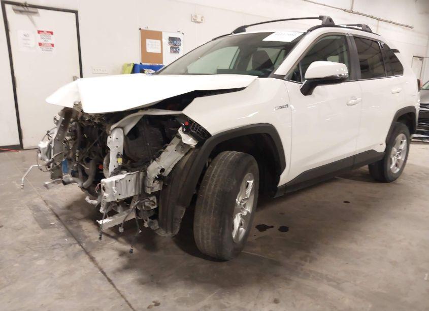 Photo 2 of 2021 Toyota Rav4 HYBRID XLE (VIN 2T3RWRFV7MW128234)