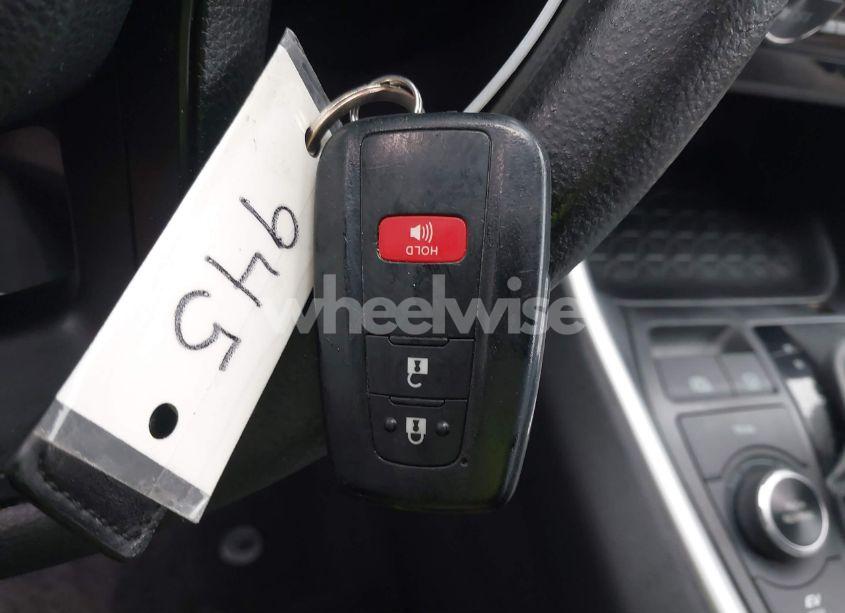 Photo 11 of 2022 Toyota Rav4 HYBRID XLE (VIN 2T3RWRFV7NW133693)