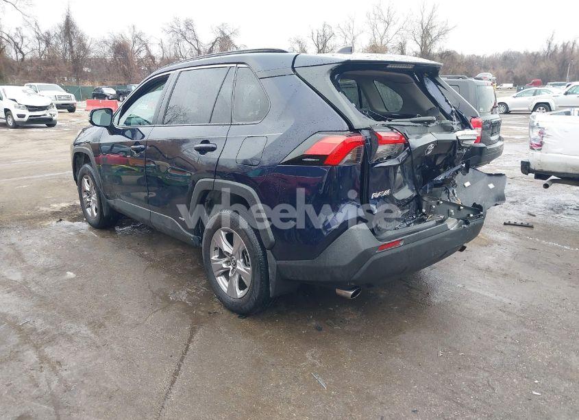 Photo 3 of 2022 Toyota Rav4 HYBRID XLE (VIN 2T3RWRFV7NW133693)