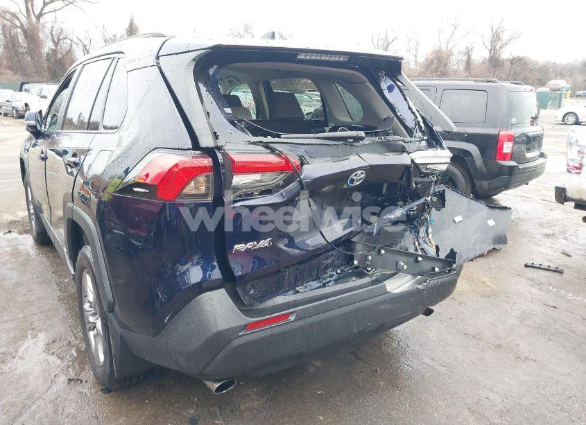 Photo 6 of 2022 Toyota Rav4 HYBRID XLE (VIN 2T3RWRFV7NW133693)