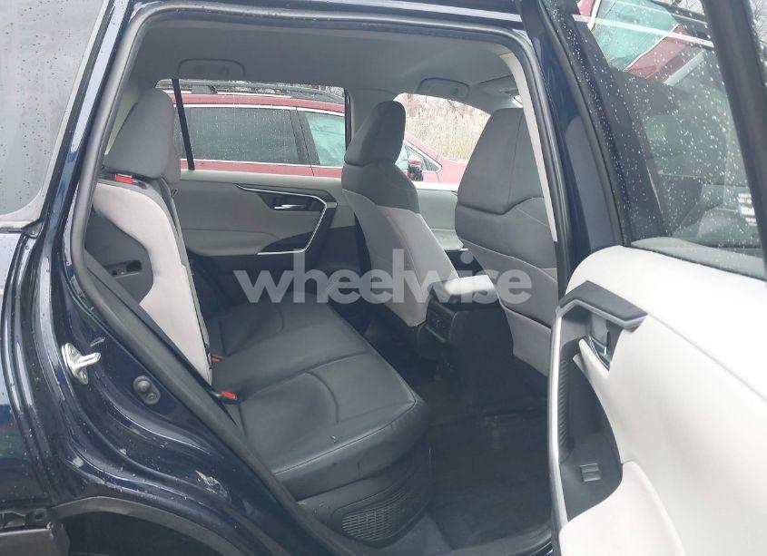 Photo 8 of 2022 Toyota Rav4 HYBRID XLE (VIN 2T3RWRFV7NW133693)