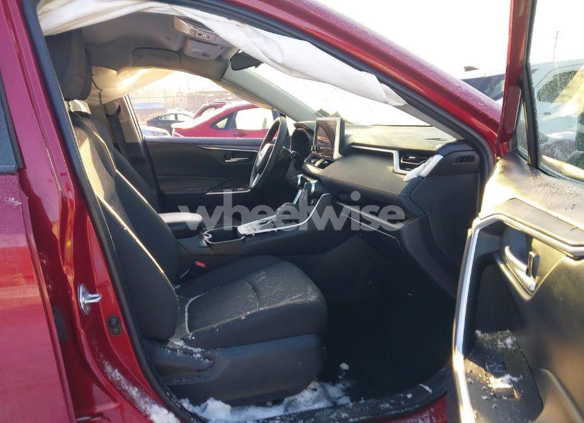 Photo 5 of 2024 Toyota Rav4 HYBRID XLE (VIN 2T3RWRFV7RW194225)