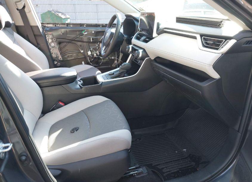 Photo 5 of 2024 Toyota Rav4 HYBRID XLE (VIN 2T3RWRFV7RW221245)