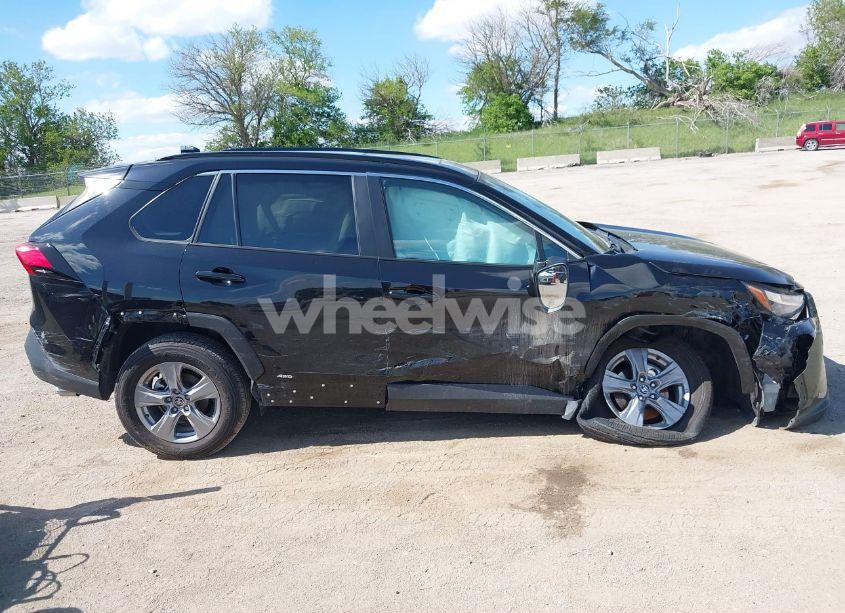 Photo 13 of 2024 Toyota Rav4 HYBRID XLE (VIN 2T3RWRFV7RW222489)