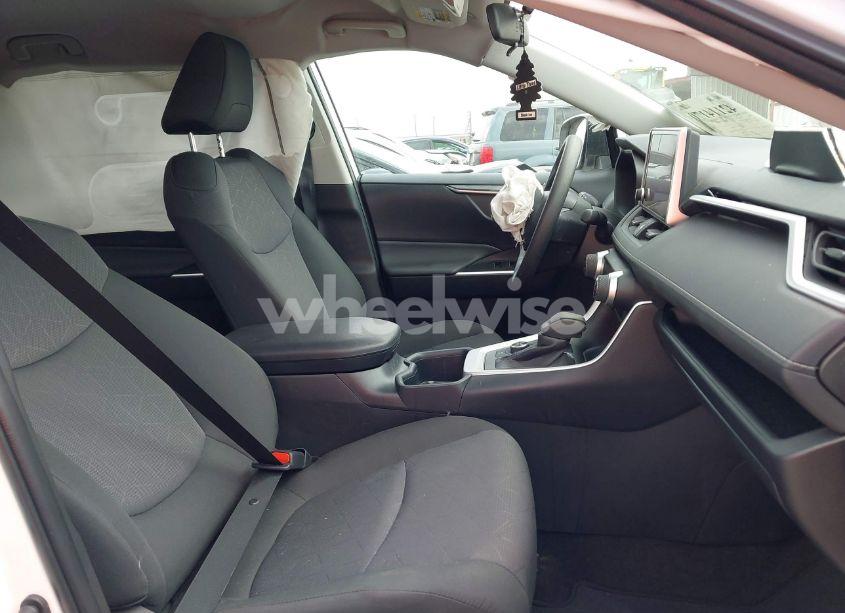 Photo 5 of 2025 Toyota Rav4 HYBRID XLE (VIN 2T3RWRFV7SW258365)