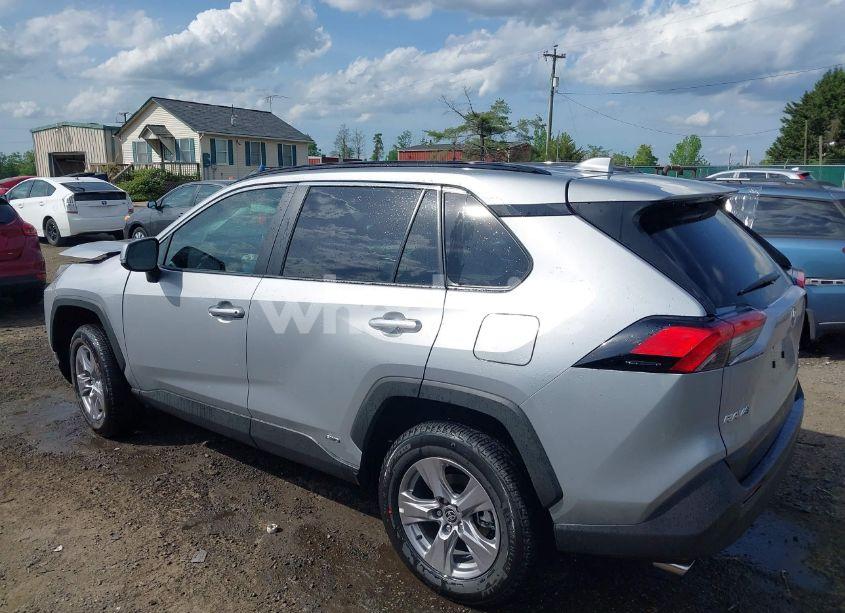 Photo 3 of 2025 Toyota Rav4 HYBRID XLE (VIN 2T3RWRFV7SW268703)