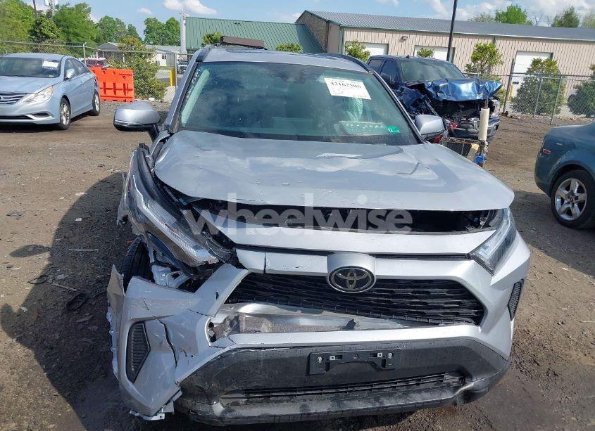 Photo 6 of 2025 Toyota Rav4 HYBRID XLE (VIN 2T3RWRFV7SW268703)