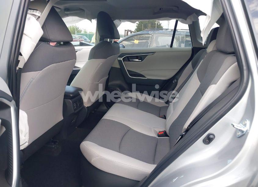 Photo 8 of 2025 Toyota Rav4 HYBRID XLE (VIN 2T3RWRFV7SW268703)