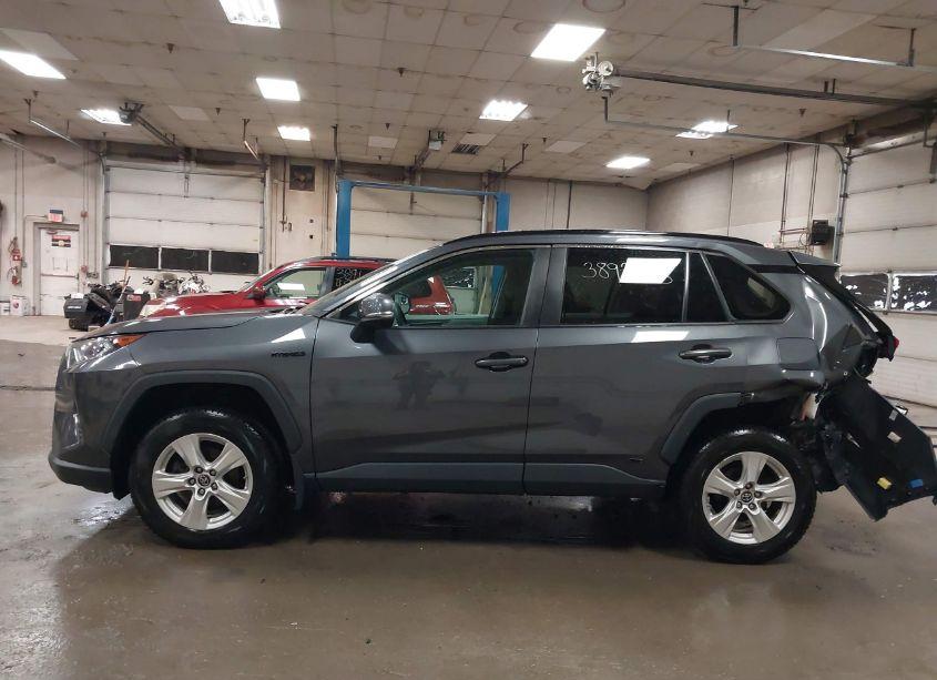Photo 15 of 2019 Toyota Rav4 HYBRID XLE (VIN 2T3RWRFV8KW029810)