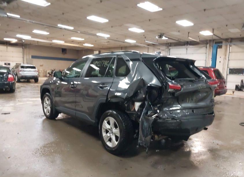 Photo 3 of 2019 Toyota Rav4 HYBRID XLE (VIN 2T3RWRFV8KW029810)