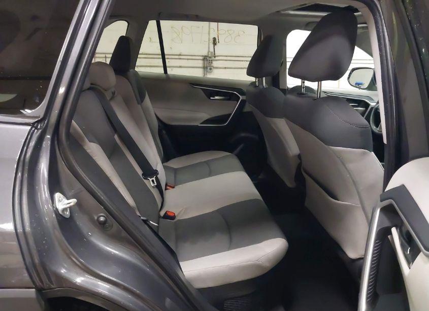 Photo 8 of 2019 Toyota Rav4 HYBRID XLE (VIN 2T3RWRFV8KW029810)