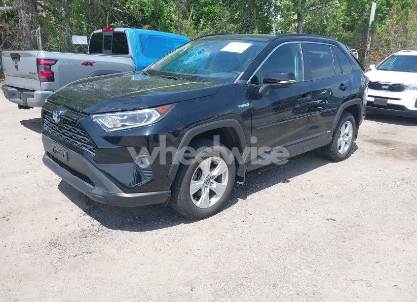 Photo 2 of 2020 Toyota Rav4 HYBRID XLE (VIN 2T3RWRFV8LW048472)