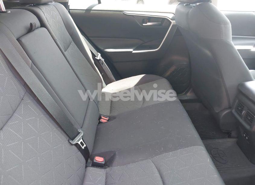 Photo 8 of 2020 Toyota Rav4 HYBRID XLE (VIN 2T3RWRFV8LW048472)