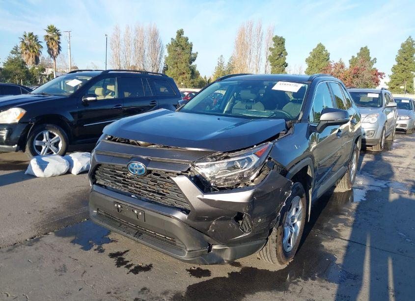 Photo 2 of 2020 Toyota Rav4 HYBRID XLE (VIN 2T3RWRFV8LW073775)
