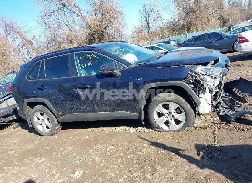 Photo 13 of 2020 Toyota Rav4 HYBRID XLE (VIN 2T3RWRFV8LW098630)