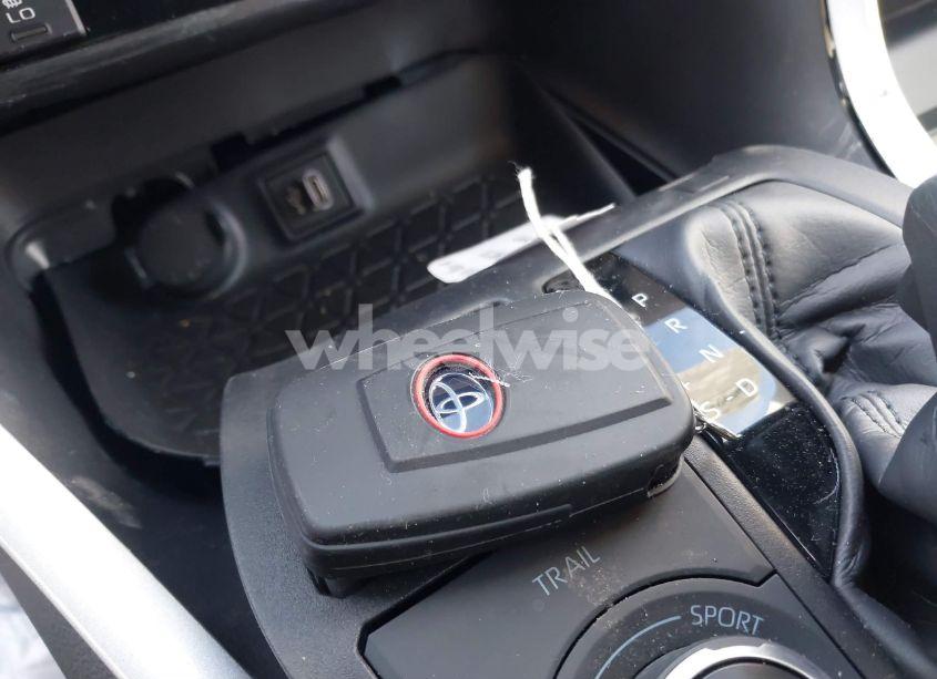 Photo 11 of 2024 Toyota Rav4 HYBRID XLE (VIN 2T3RWRFV8RW229838)