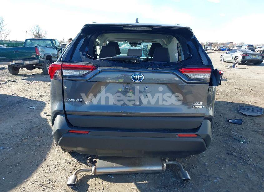 Photo 16 of 2024 Toyota Rav4 HYBRID XLE (VIN 2T3RWRFV8RW229838)