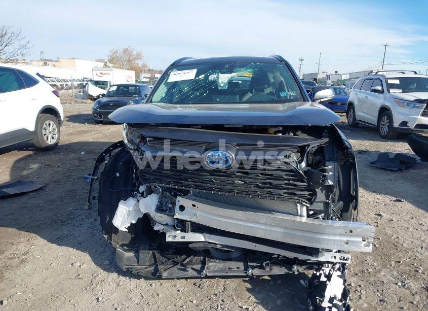 Photo 6 of 2024 Toyota Rav4 HYBRID XLE (VIN 2T3RWRFV8RW229838)