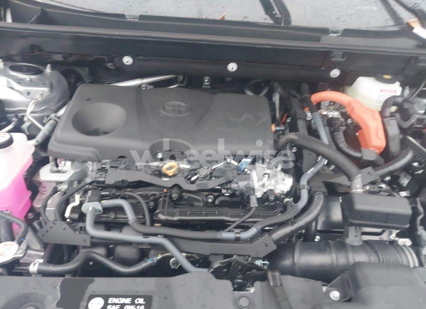 Photo 10 of 2025 Toyota Rav4 HYBRID XLE (VIN 2T3RWRFV8SW262778)