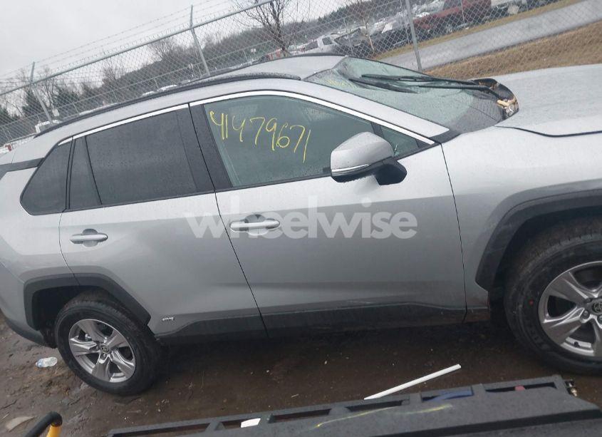 Photo 14 of 2025 Toyota Rav4 HYBRID XLE (VIN 2T3RWRFV8SW262778)