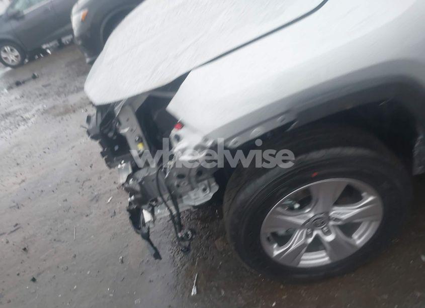 Photo 6 of 2025 Toyota Rav4 HYBRID XLE (VIN 2T3RWRFV8SW262778)