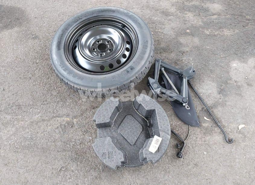 Photo 11 of 2022 Toyota Rav4 HYBRID XLE (VIN 2T3RWRFV9NW130472)