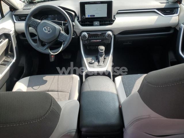 Photo 4 of 2025 TOYOTA RAV4 XLE (VIN 2T3RWRFV9SW263941)