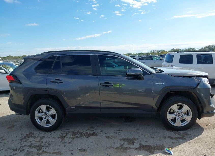 Photo 13 of 2020 Toyota Rav4 HYBRID XLE (VIN 2T3RWRFVXLW078556)