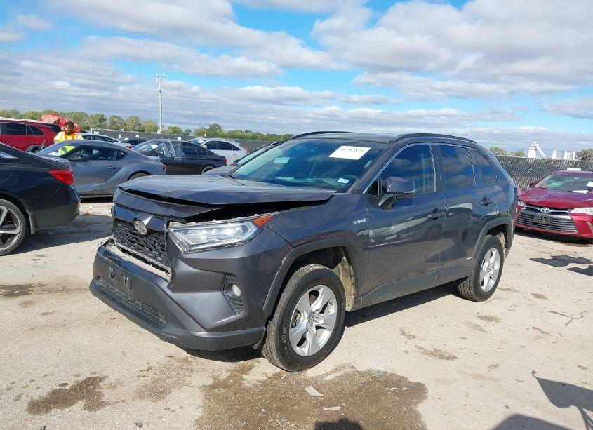 Photo 2 of 2020 Toyota Rav4 HYBRID XLE (VIN 2T3RWRFVXLW078556)