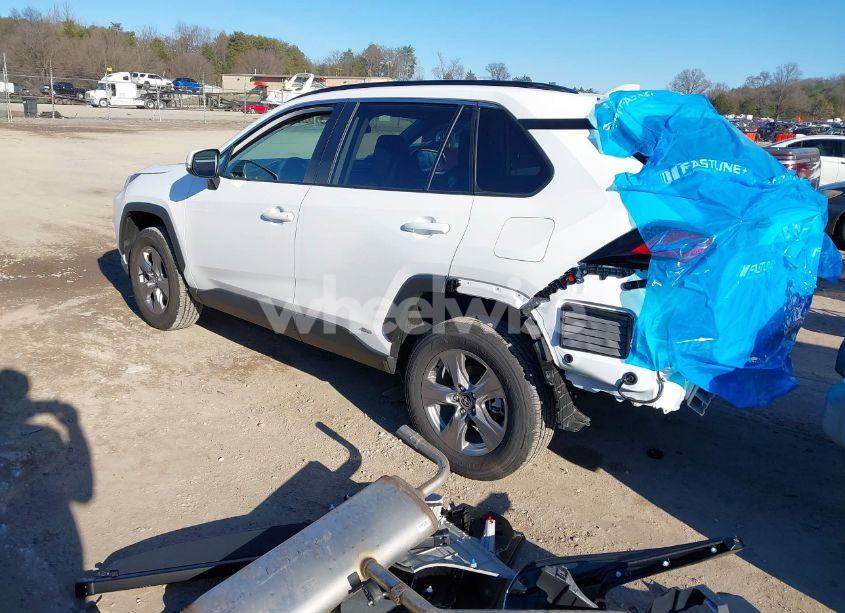 Photo 3 of 2024 Toyota Rav4 HYBRID XLE (VIN 2T3RWRFVXRW243899)