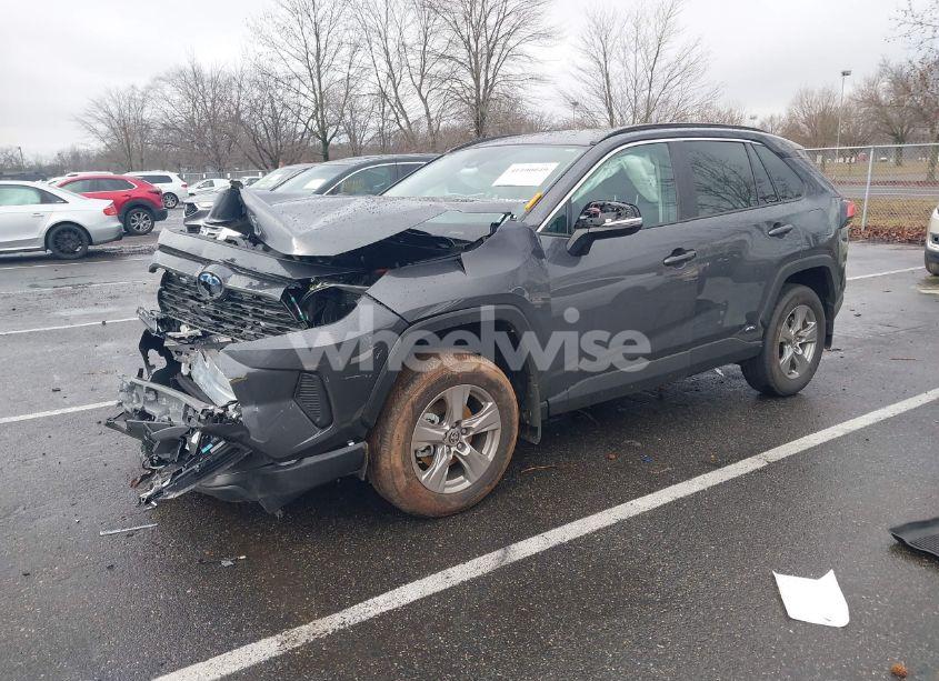 Photo 2 of 2024 Toyota Rav4 HYBRID XLE (VIN 2T3RWRFVXRW248133)