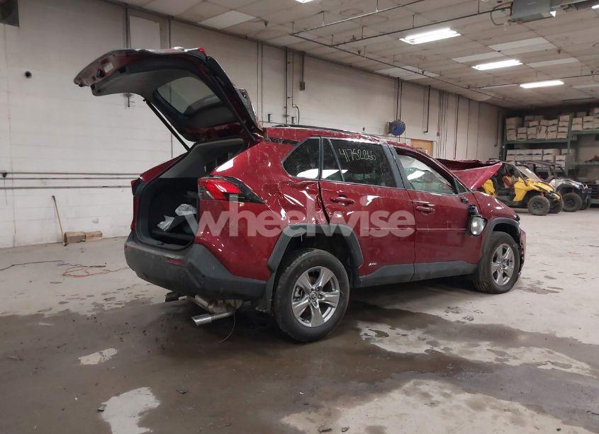 Photo 4 of 2025 Toyota Rav4 HYBRID XLE (VIN 2T3RWRFVXSW262782)