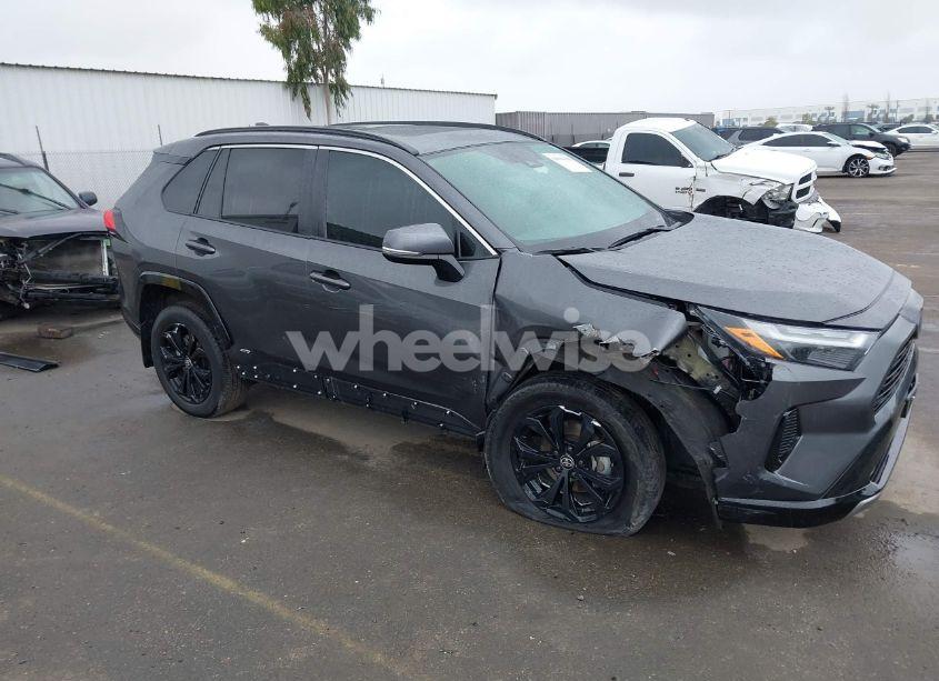 2024 Toyota Rav4 HYBRID SE (VIN 2T3T6RFV0RW055852) main photo