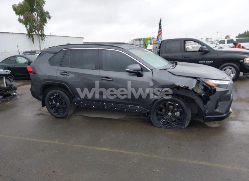 Photo 6 of 2024 Toyota Rav4 HYBRID SE (VIN 2T3T6RFV0RW055852)