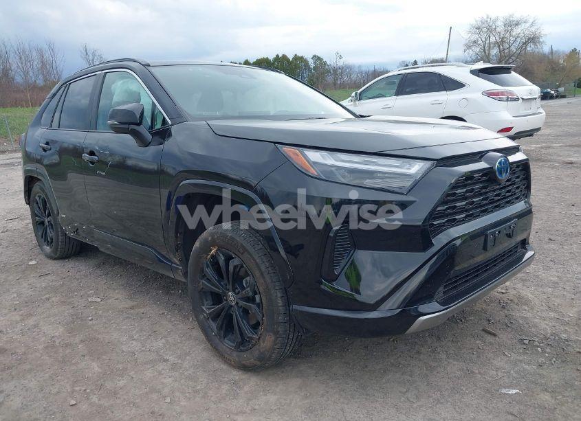 2022 Toyota Rav4 HYBRID SE (VIN 2T3T6RFV2NW031305) main photo