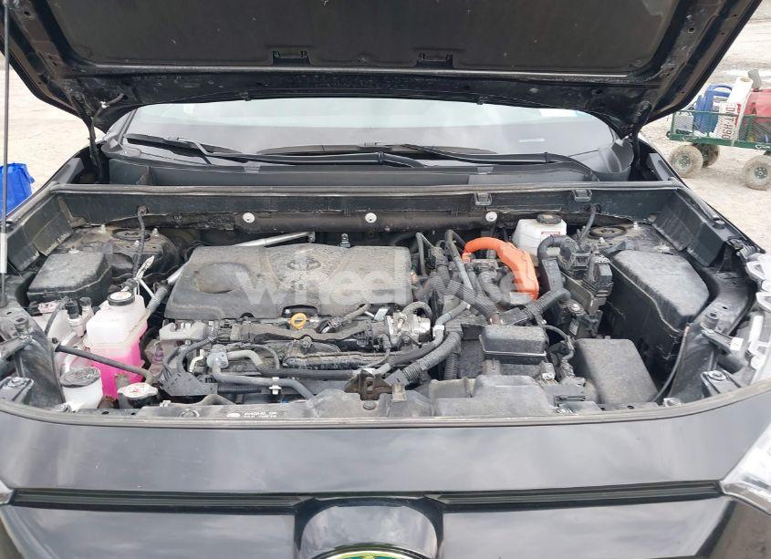 Photo 10 of 2022 Toyota Rav4 HYBRID SE (VIN 2T3T6RFV2NW031305)